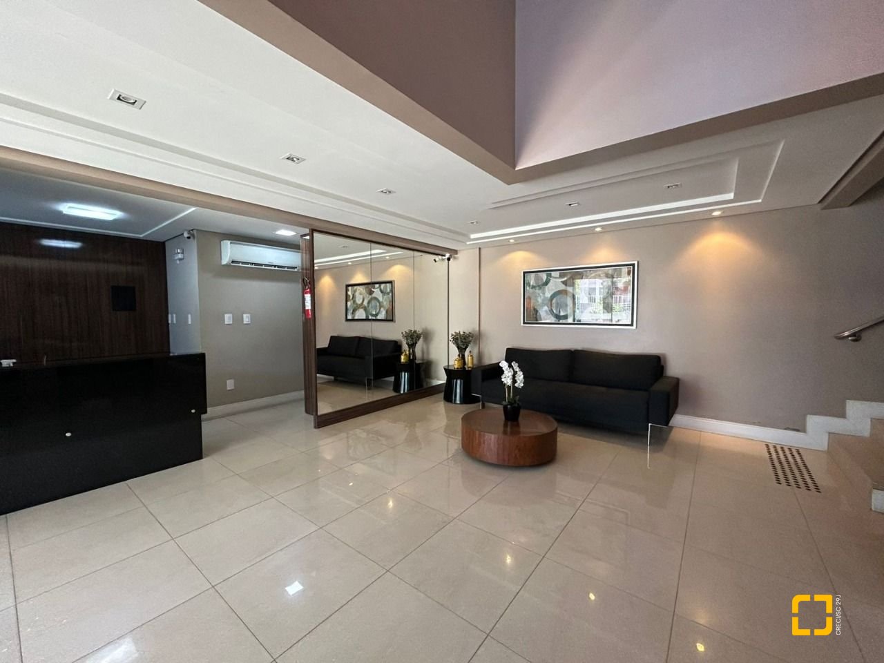 Apartamento com 82m², 4 quartos (sendo 1 suíte), 1 garagem, no bairro Agronômica em Florianópolis