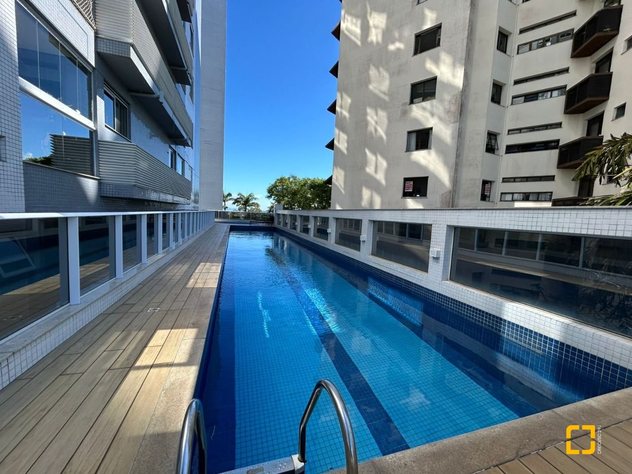 Apartamento com 82m², 4 quartos (sendo 1 suíte), 1 garagem, no bairro Agronômica em Florianópolis