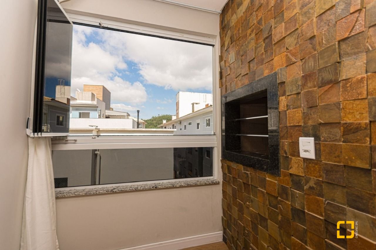 Apartamento com 55m², 2 quartos, 1 garagem, no bairro Ingleses em Florianópolis