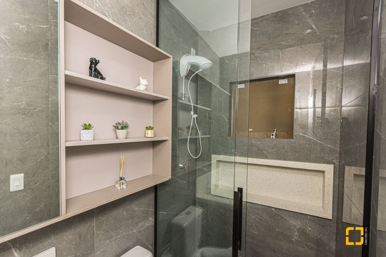 Apartamento com 55m², 2 quartos, 1 garagem, no bairro Ingleses em Florianópolis