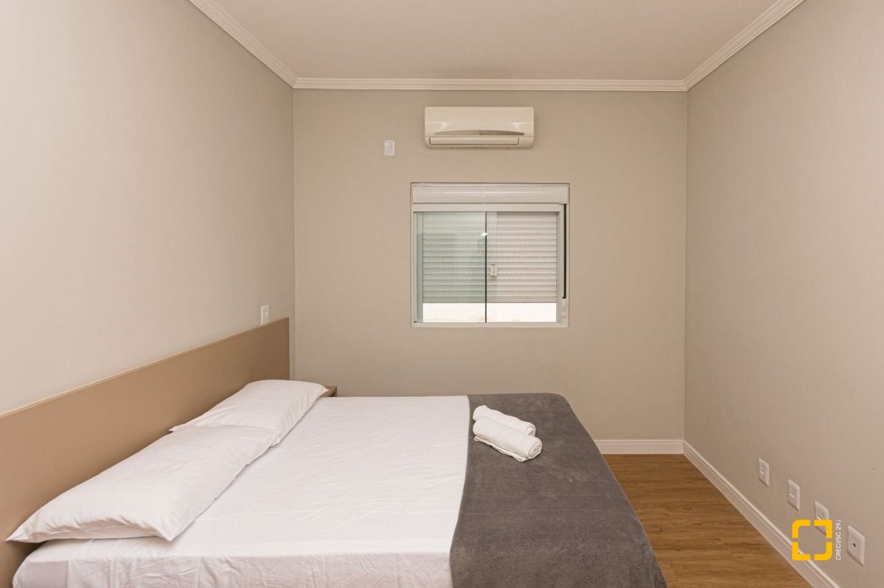 Apartamento com 55m², 2 quartos, 1 garagem, no bairro Ingleses em Florianópolis