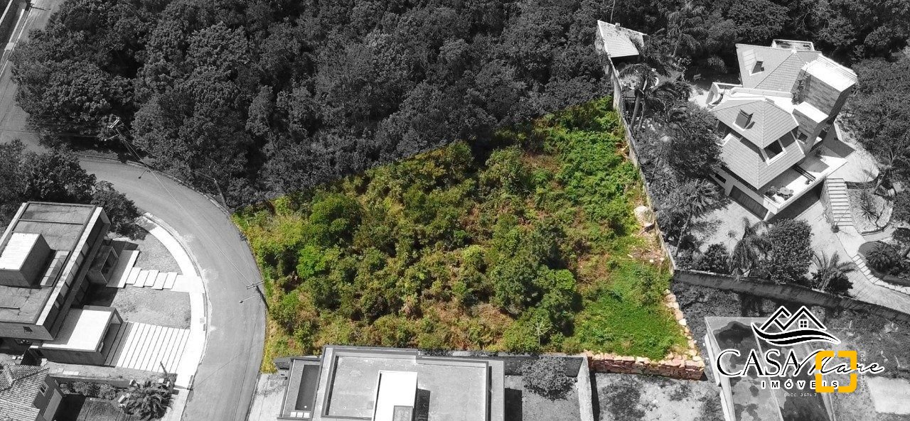 Terreno com 1675m², no bairro João Paulo em Florianópolis