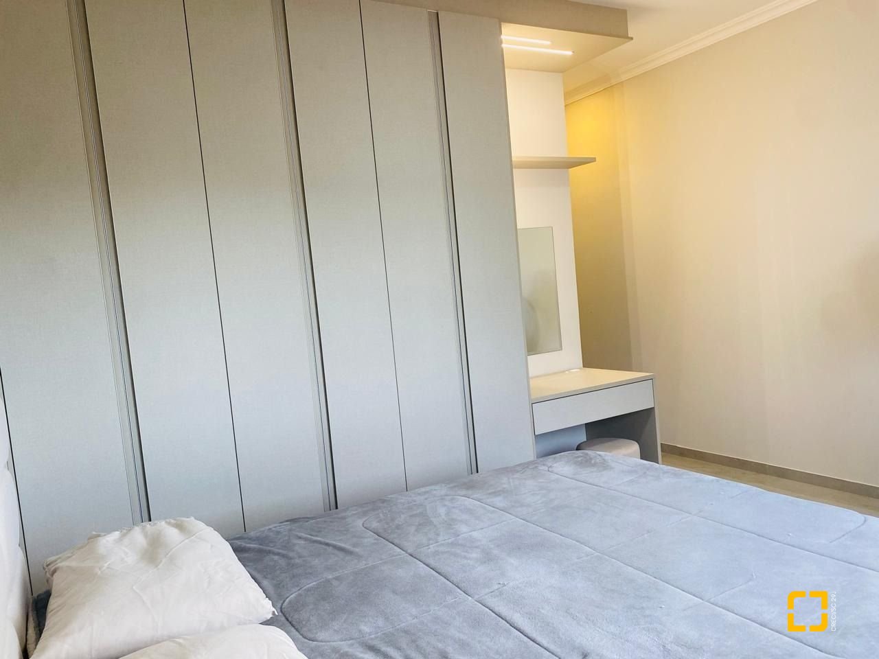 Casa com 160m², 4 quartos (sendo 1 suíte), 2 garagens, no bairro Campeche em Florianópolis
