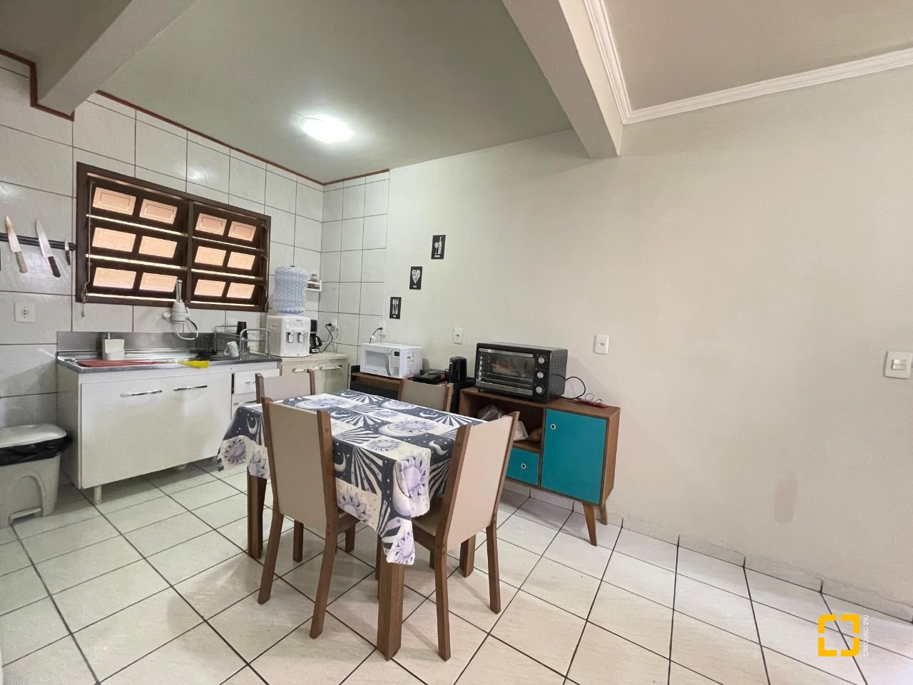 Casa com 100m², 5 quartos (sendo 1 suíte), 1 garagem, no bairro Ingleses em Florianópolis