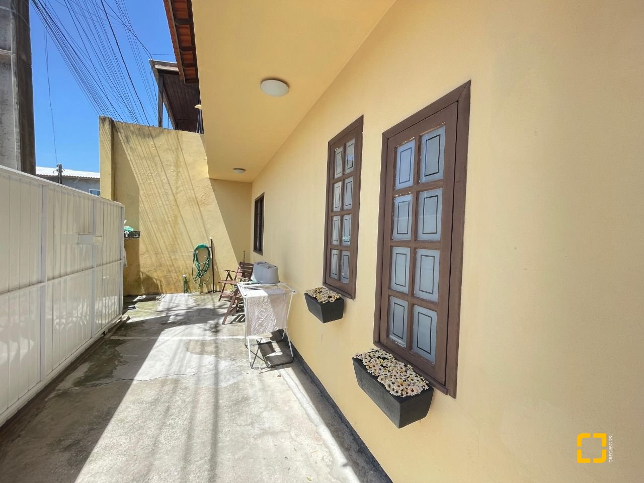 Casa com 100m², 5 quartos (sendo 1 suíte), 1 garagem, no bairro Ingleses em Florianópolis