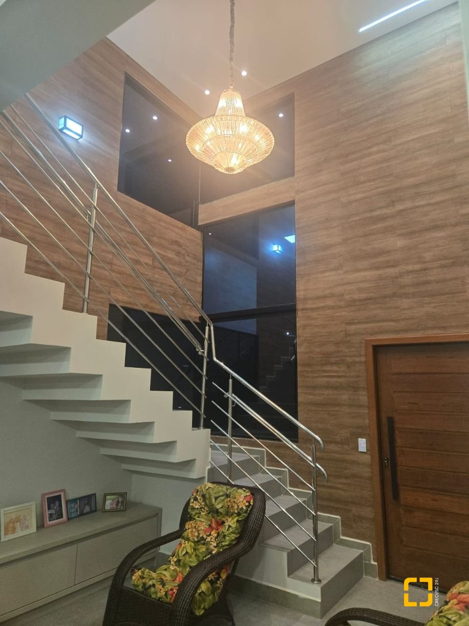 Casa com 195m², 3 quartos (sendo 2 suítes), 2 garagens, no bairro Areias do Meio em Governador Celso Ramos