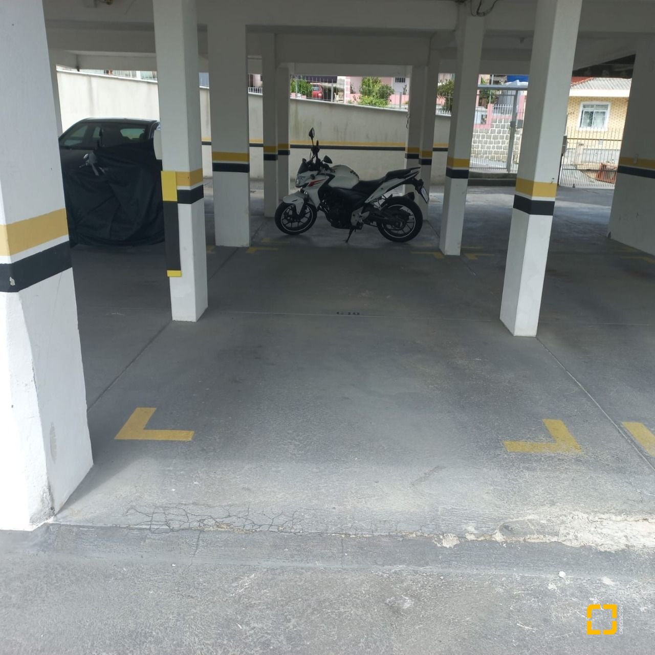 Apartamento com 70m², 2 quartos, 1 garagem, no bairro Forquilhinha em São José