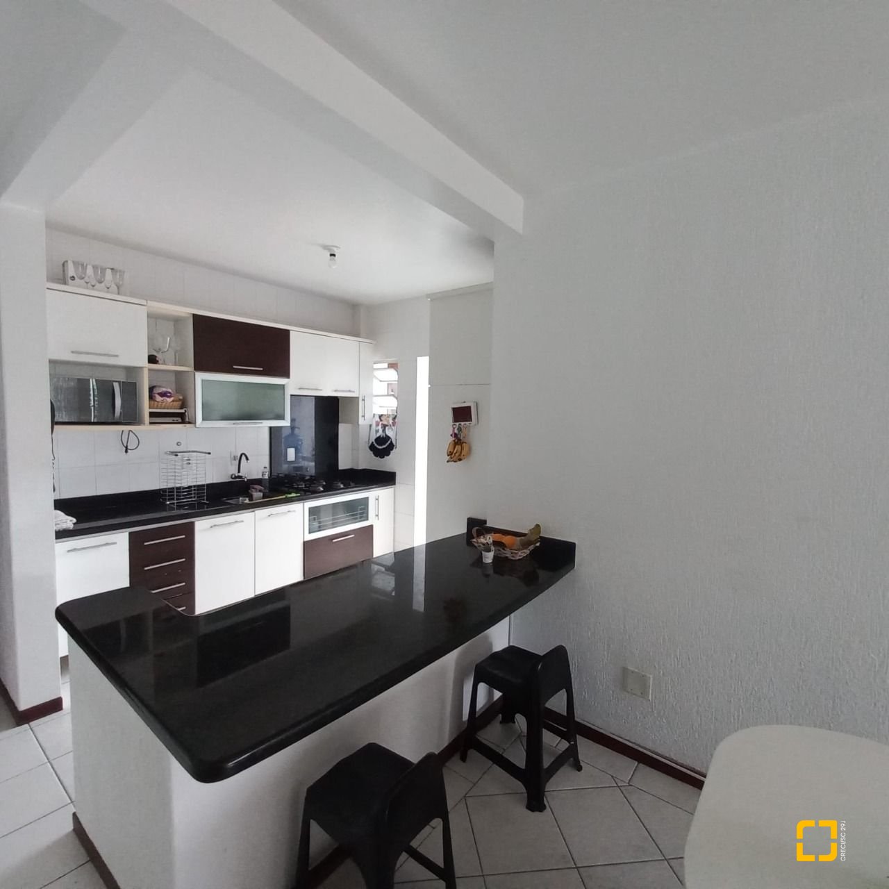 Apartamento com 70m², 2 quartos, 1 garagem, no bairro Forquilhinha em São José