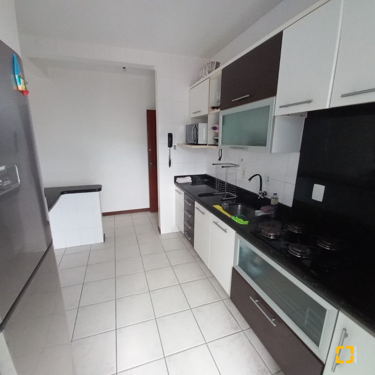 Apartamento com 70m², 2 quartos, 1 garagem, no bairro Forquilhinha em São José