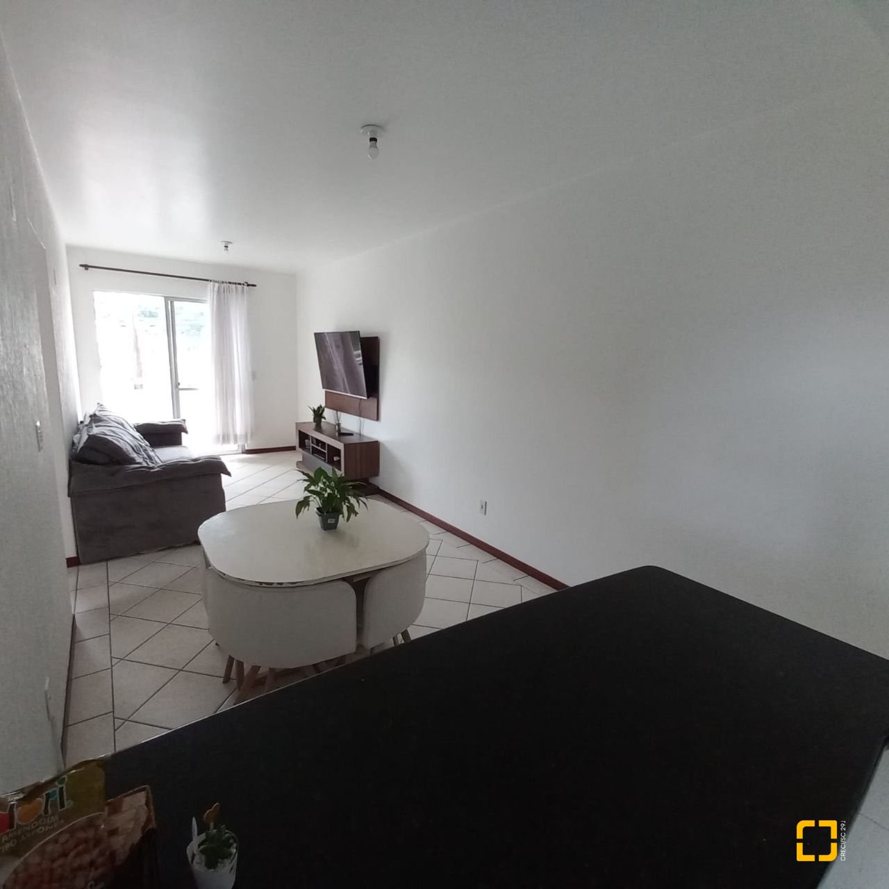 Apartamento com 70m², 2 quartos, 1 garagem, no bairro Forquilhinha em São José