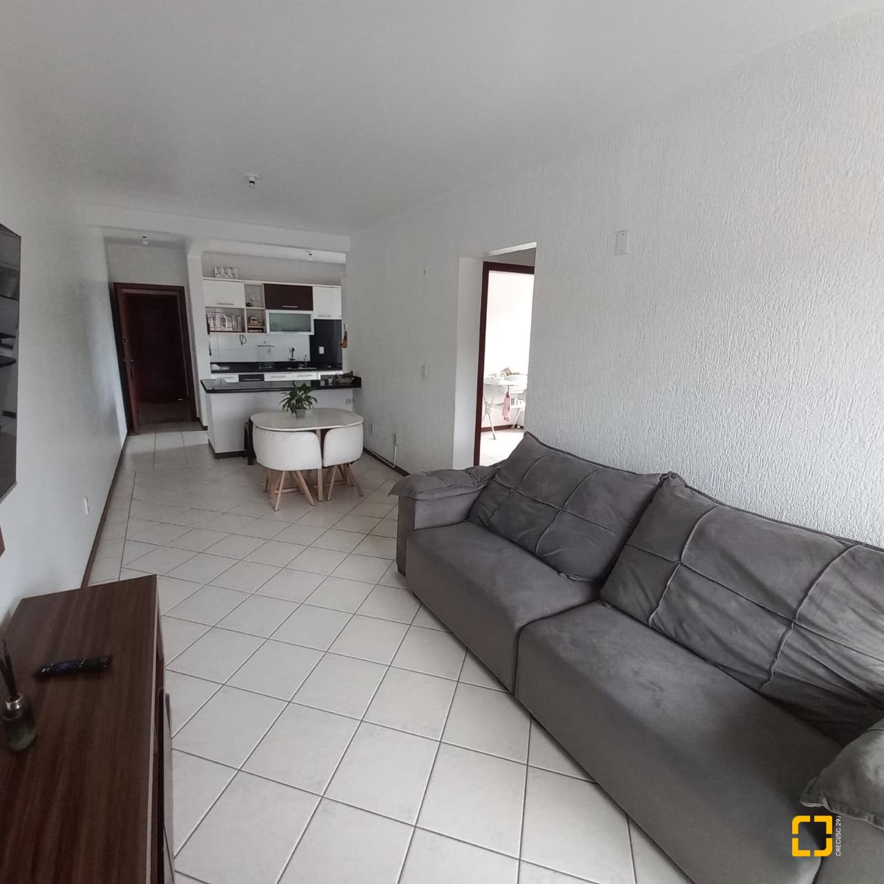 Apartamento com 70m², 2 quartos, 1 garagem, no bairro Forquilhinha em São José