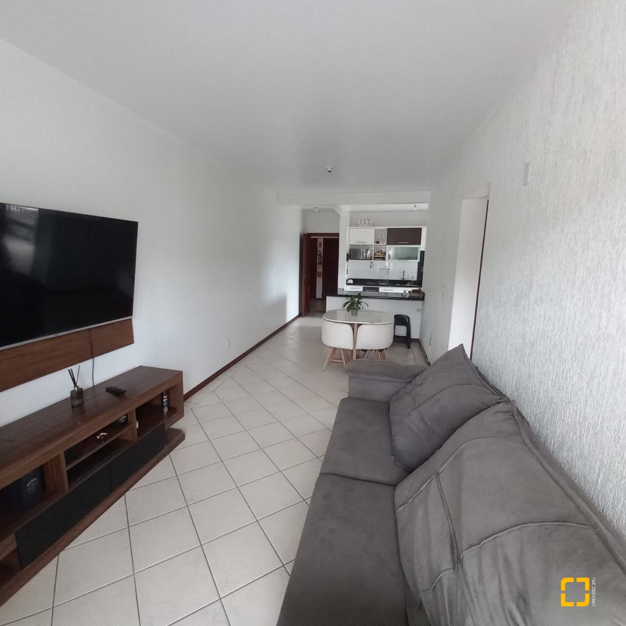 Apartamento com 70m², 2 quartos, 1 garagem, no bairro Forquilhinha em São José