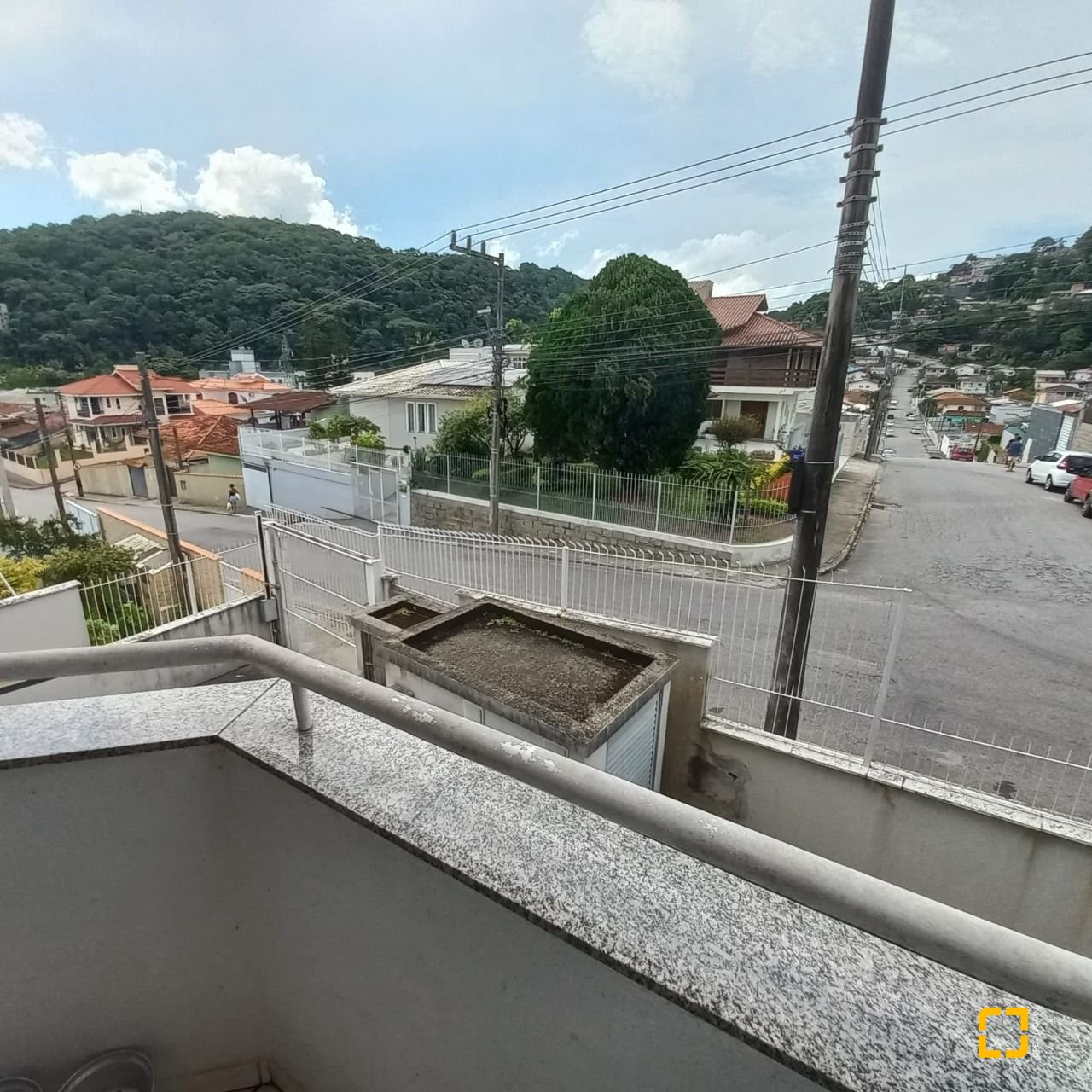 Apartamento com 70m², 2 quartos, 1 garagem, no bairro Forquilhinha em São José