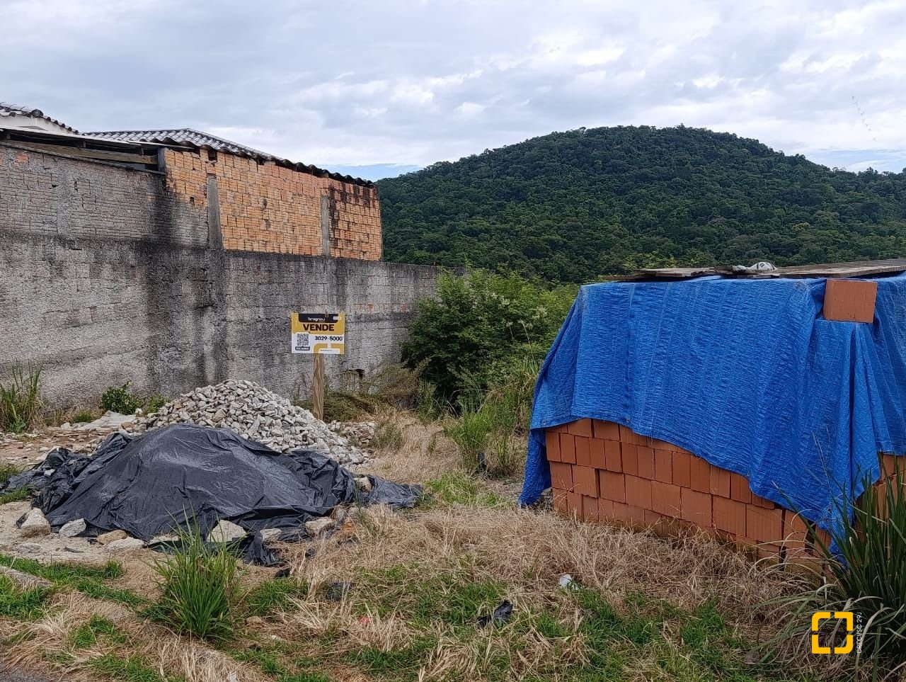 Terreno com 294m², no bairro Bela Vista em Palhoça