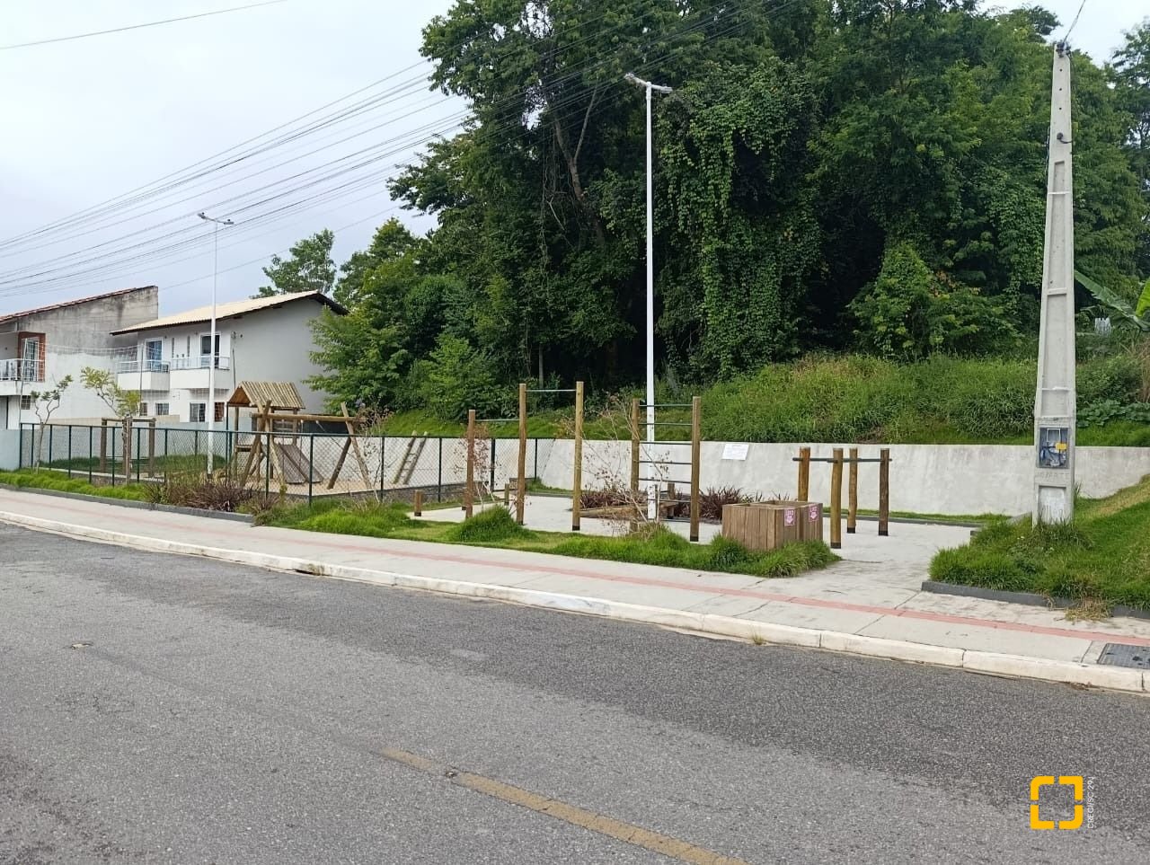 Terreno com 294m², no bairro Bela Vista em Palhoça