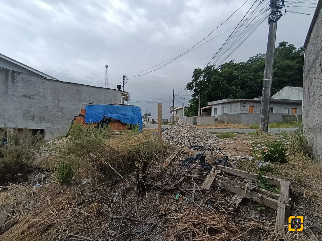 Terreno com 294m², no bairro Bela Vista em Palhoça