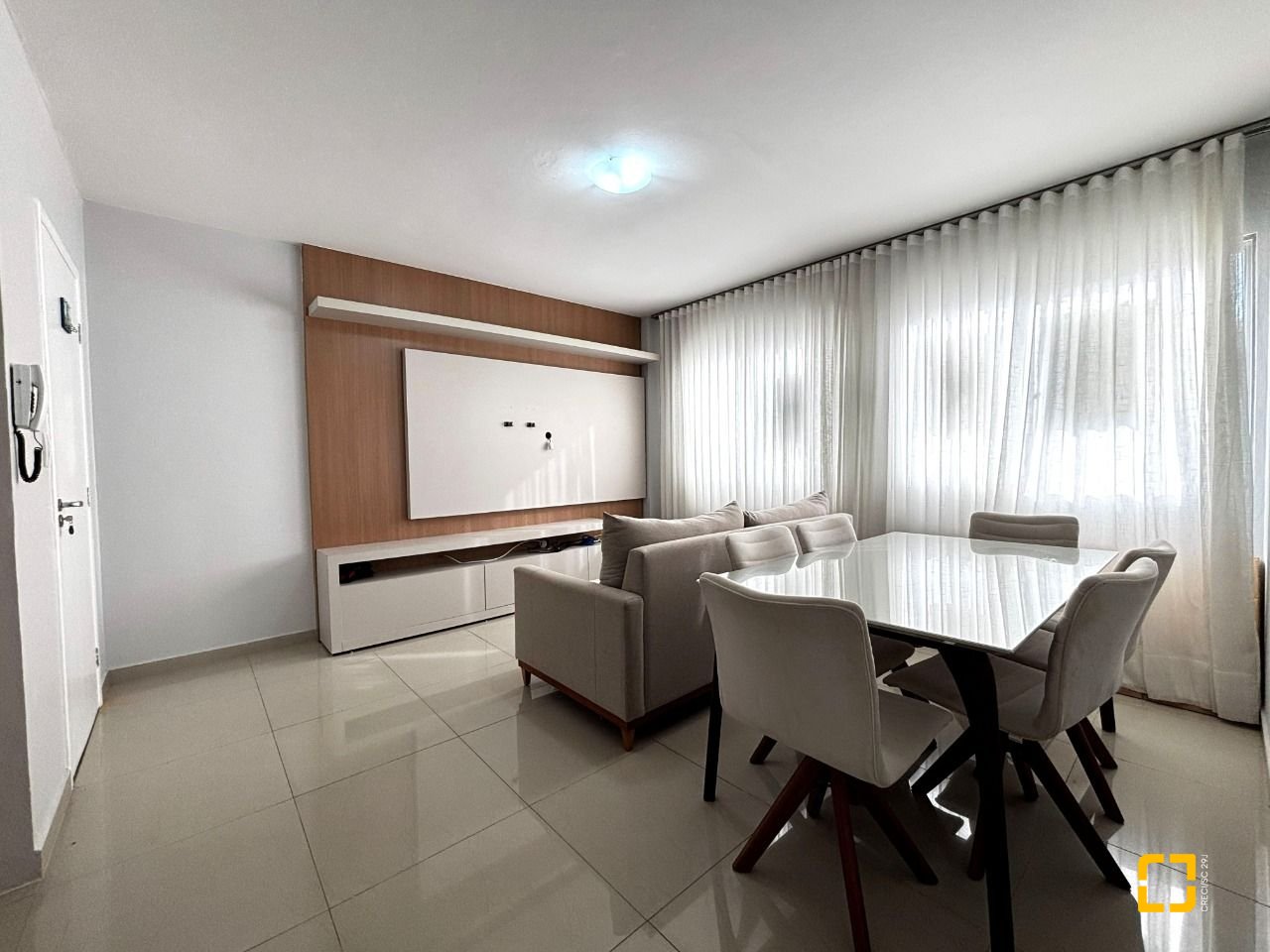 Apartamento com 75m², 3 quartos, 1 garagem, no bairro Trindade em Florianópolis