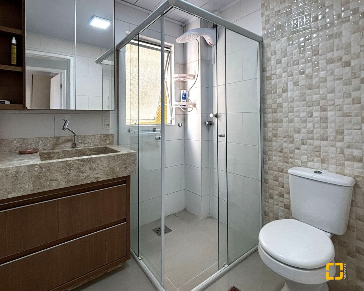 Apartamento com 75m², 3 quartos, 1 garagem, no bairro Trindade em Florianópolis