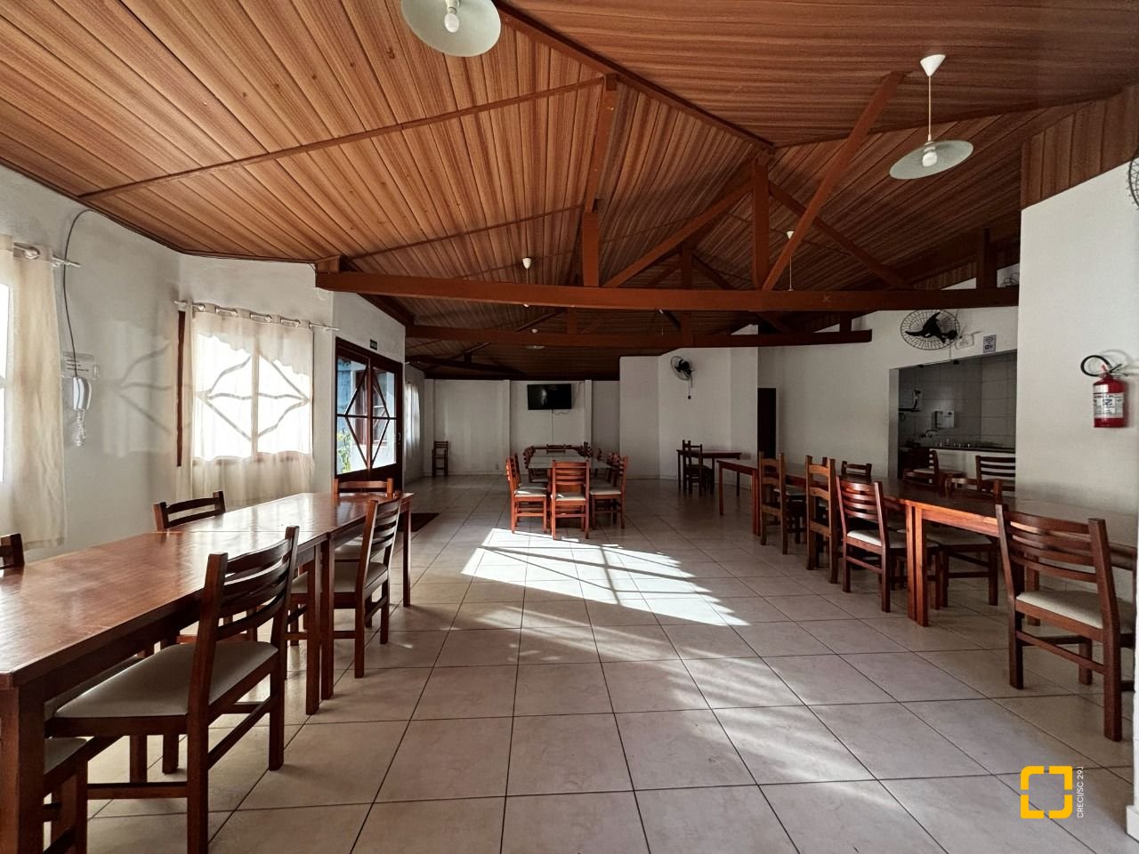 Apartamento com 75m², 3 quartos, 1 garagem, no bairro Trindade em Florianópolis