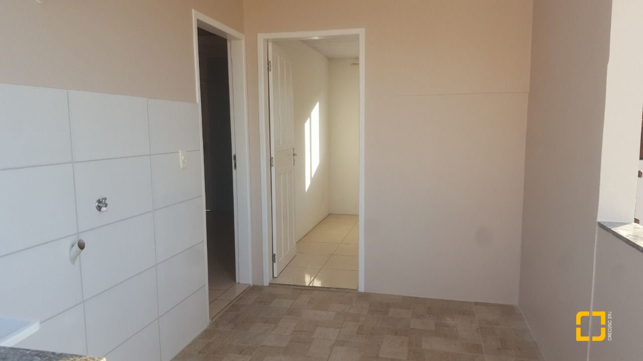 Hotel com 253m², 10 quartos, 6 garagens, no bairro Ingleses em Florianópolis