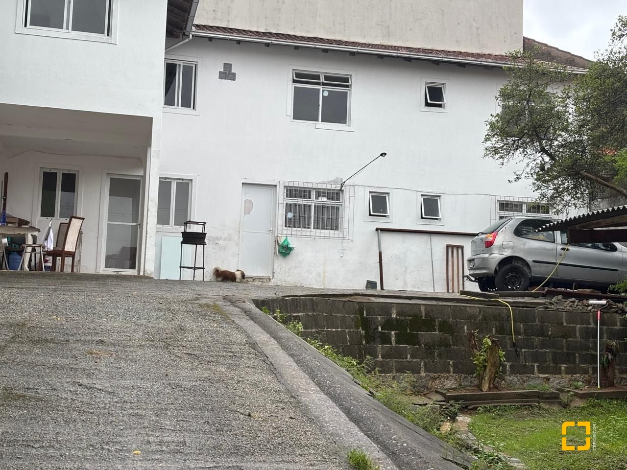 Casa com 124m², 4 quartos, 3 garagens, no bairro Areias em São José