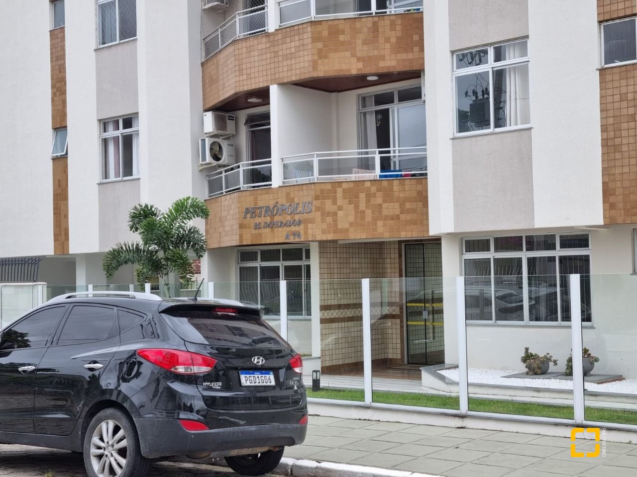 Apartamento com 100m², 4 quartos (sendo 1 suíte), 1 garagem, no bairro Capoeiras em Florianópolis