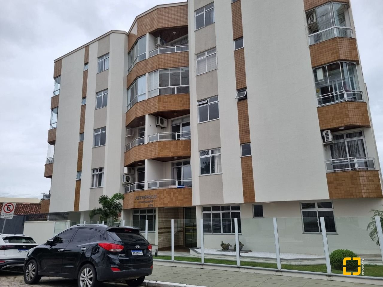 Apartamento com 100m², 4 quartos (sendo 1 suíte), 1 garagem, no bairro Capoeiras em Florianópolis