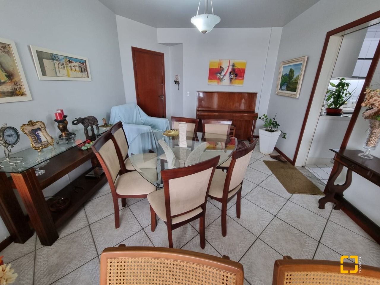 Apartamento com 100m², 4 quartos (sendo 1 suíte), 1 garagem, no bairro Capoeiras em Florianópolis