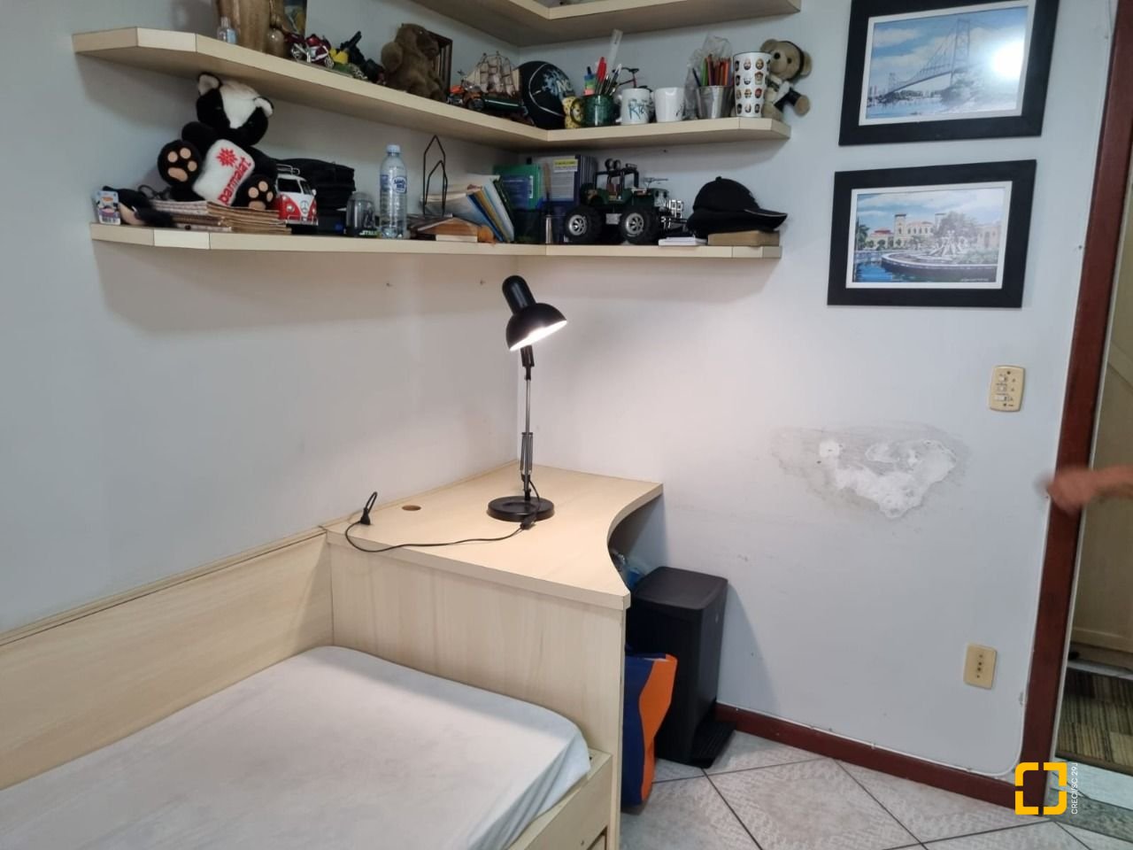 Apartamento com 100m², 4 quartos (sendo 1 suíte), 1 garagem, no bairro Capoeiras em Florianópolis