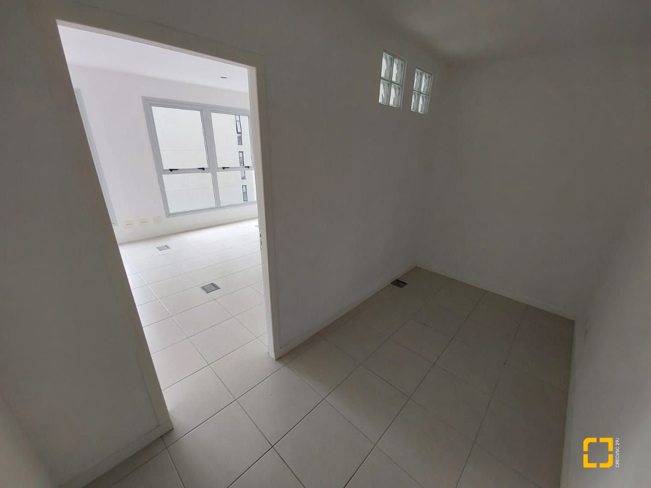 Sala com 35m², 1 garagem, no bairro Trindade em Florianópolis