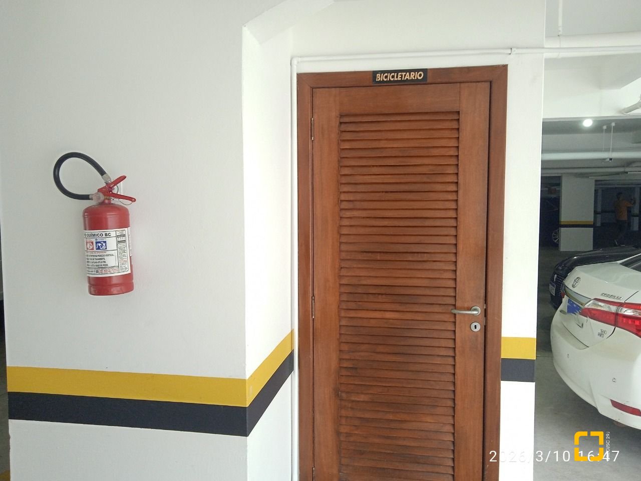 Apartamento com 123m², 4 quartos (sendo 1 suíte), 1 garagem, no bairro Estreito em Florianópolis