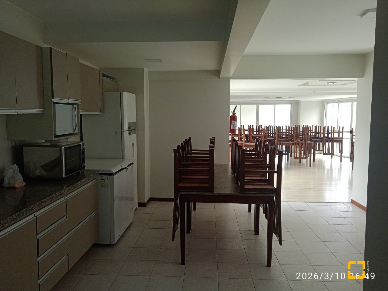 Apartamento com 123m², 4 quartos (sendo 1 suíte), 1 garagem, no bairro Estreito em Florianópolis