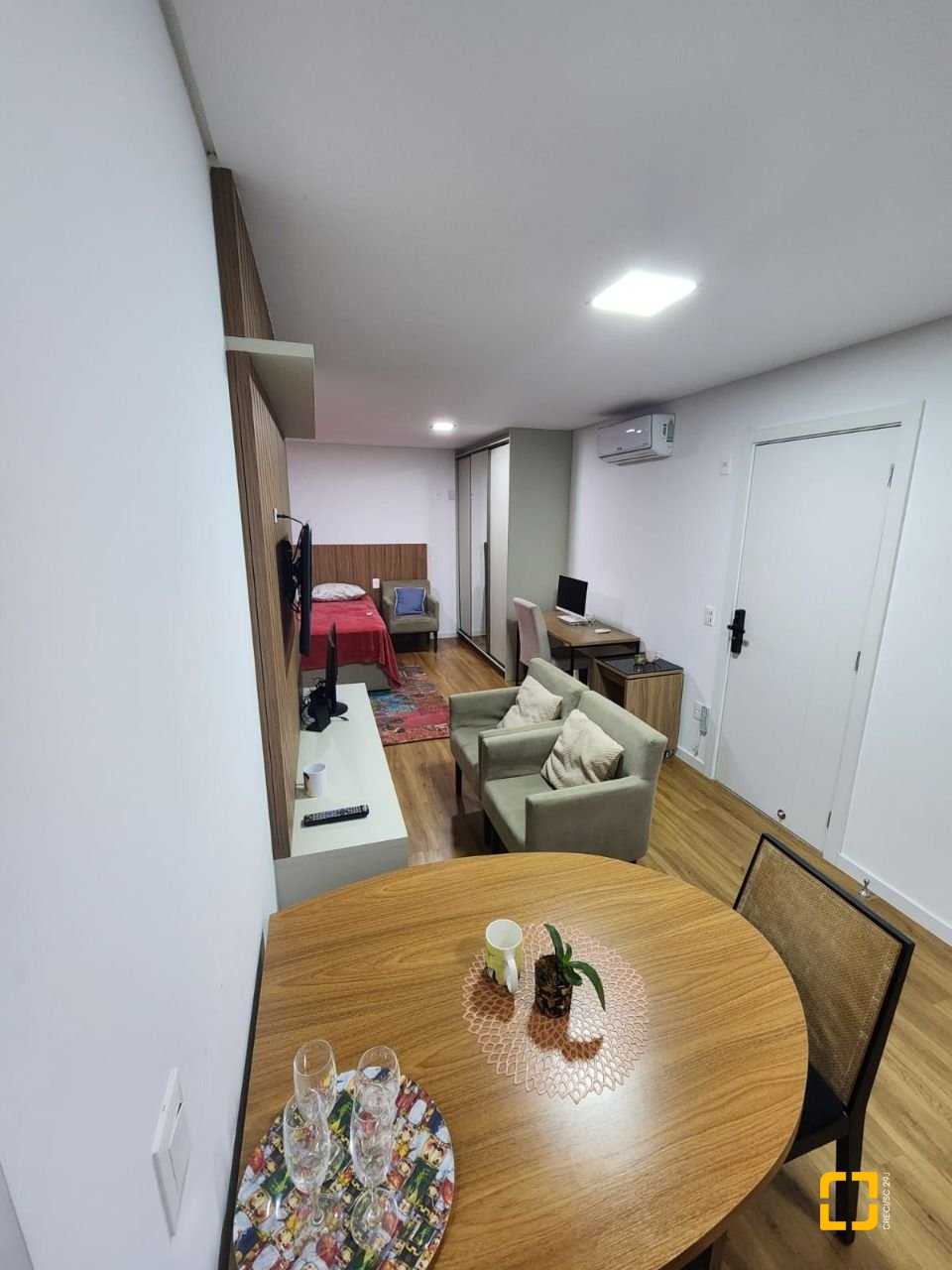 Studio com 35m², 1 quarto, 1 garagem, no bairro Saco dos Limões em Florianópolis