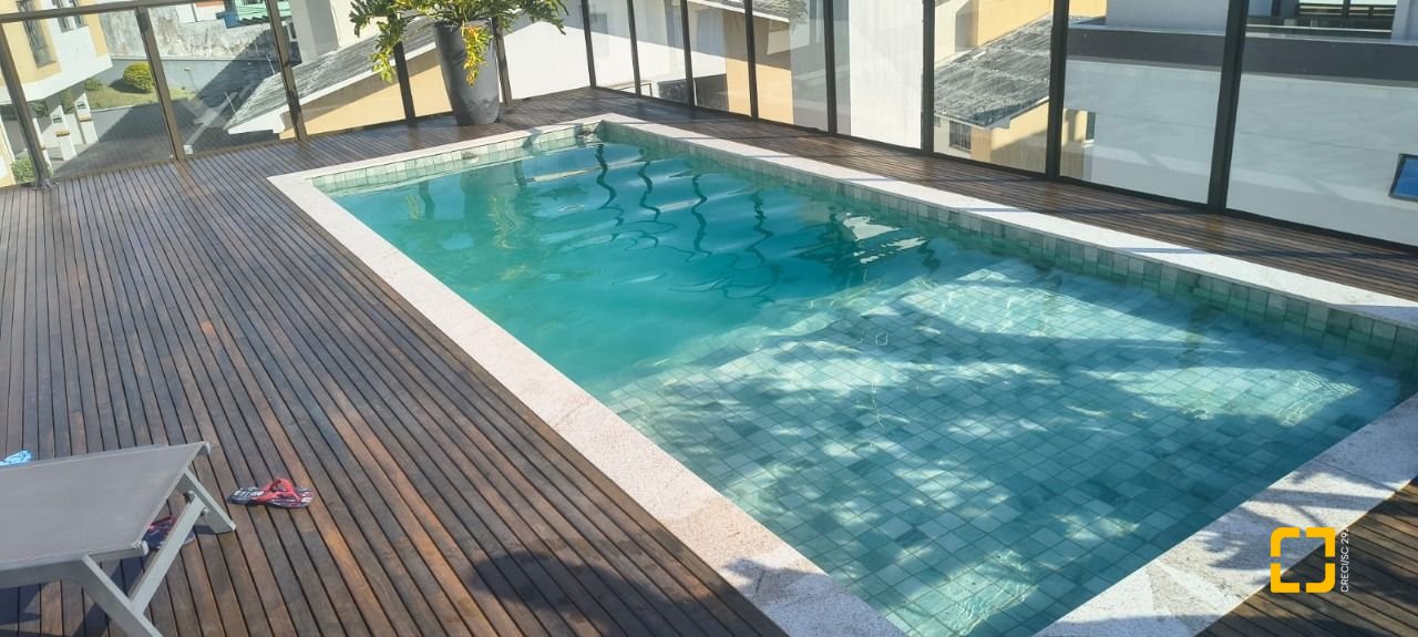 Studio com 35m², 1 quarto, 1 garagem, no bairro Saco dos Limões em Florianópolis