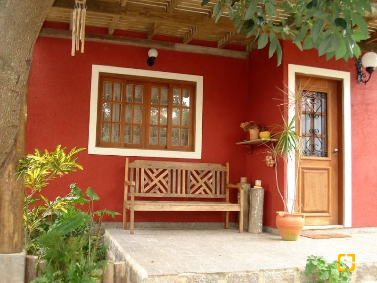 Casa com 144m², 3 quartos, 2 garagens, no bairro Rio Vermelho em Florianópolis