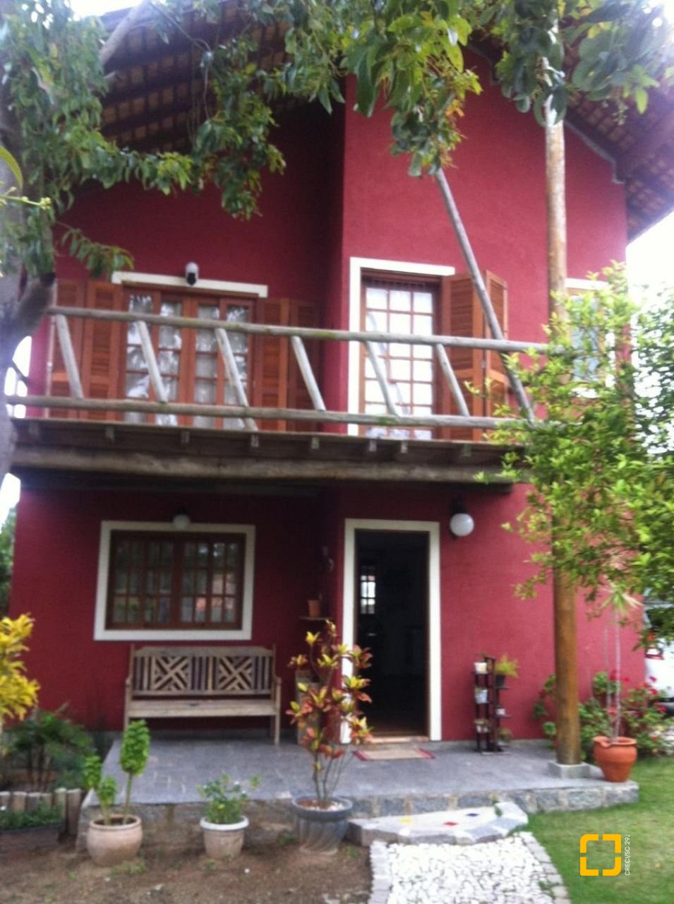 Casa com 144m², 3 quartos, 2 garagens, no bairro Rio Vermelho em Florianópolis
