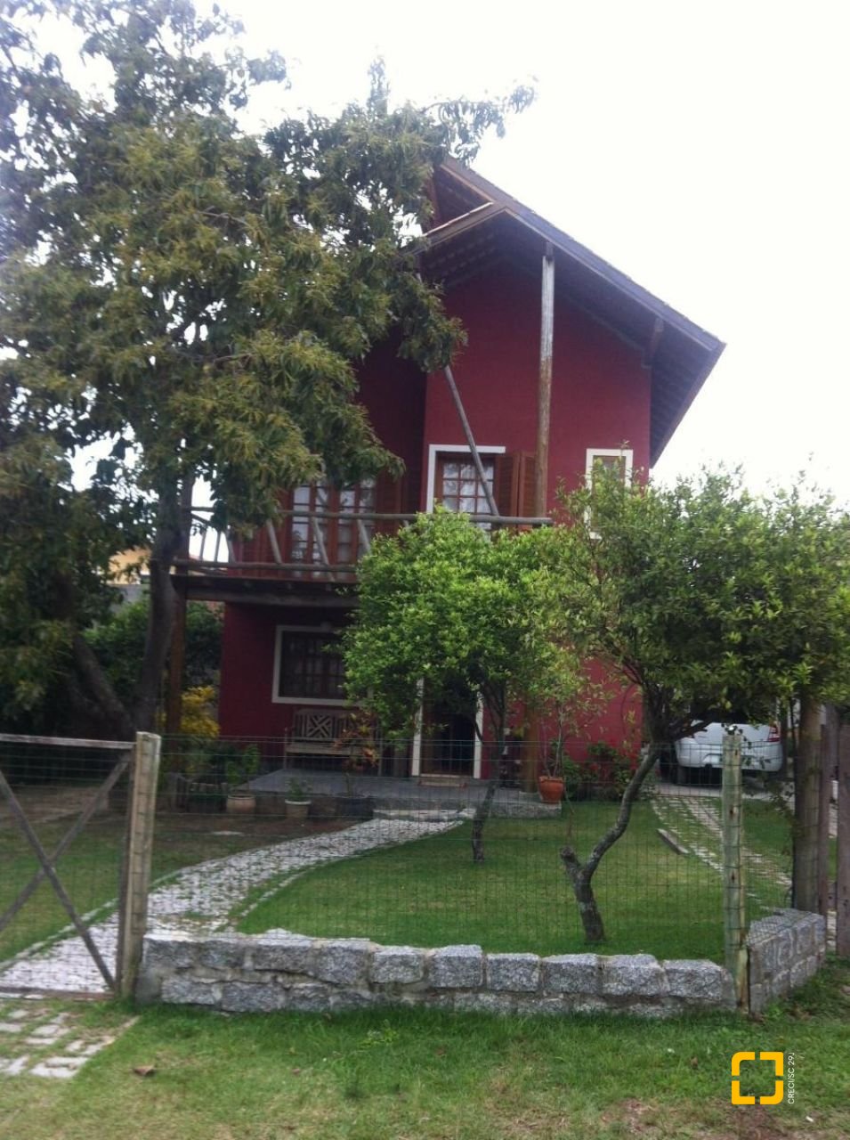 Casa com 144m², 3 quartos, 2 garagens, no bairro Rio Vermelho em Florianópolis