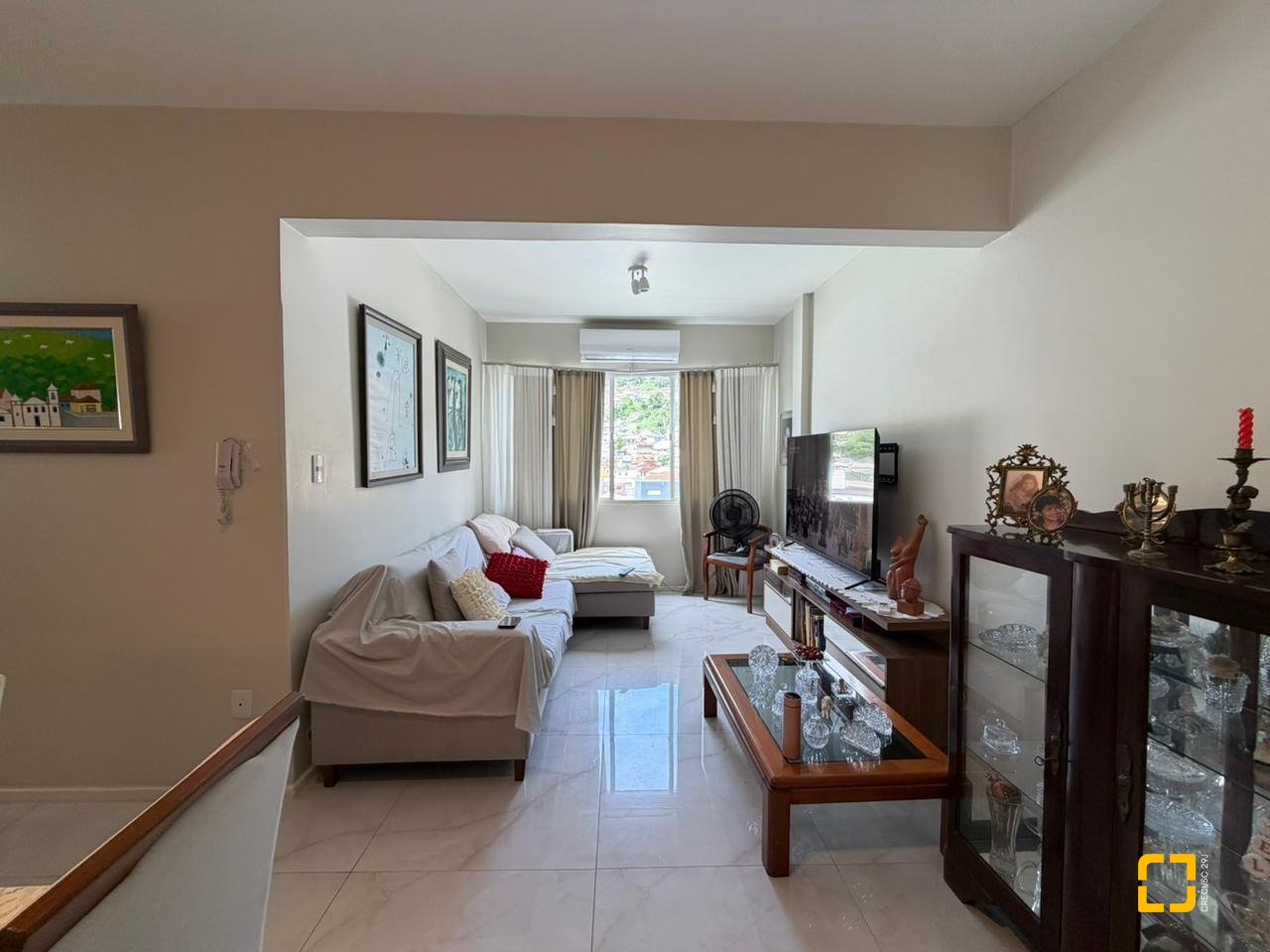 Apartamento com 102m², 3 quartos, 1 garagem, no bairro Centro em Florianópolis