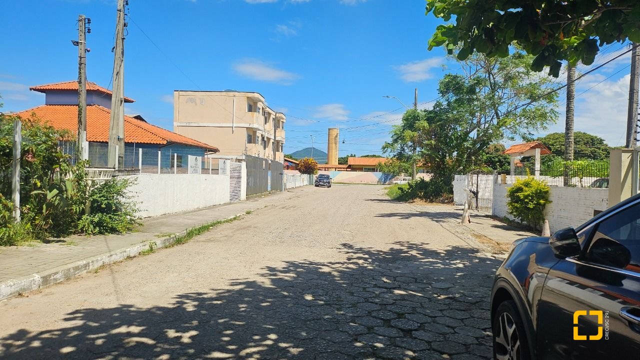 Apartamento com 56m², 2 quartos, 1 garagem, no bairro Canasvieiras em Florianópolis