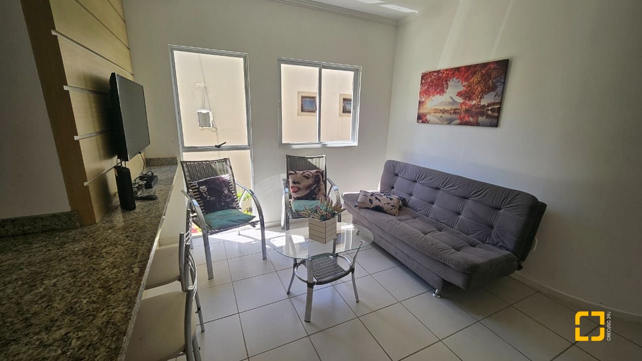 Apartamento com 56m², 2 quartos, 1 garagem, no bairro Canasvieiras em Florianópolis