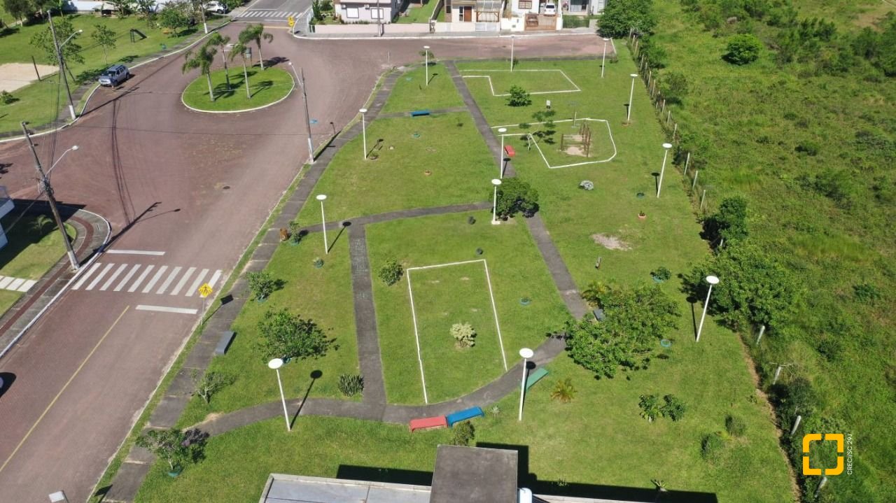 Casa com 97m², 3 quartos (sendo 1 suíte), 1 garagem, no bairro Rio Vermelho em Florianopolis