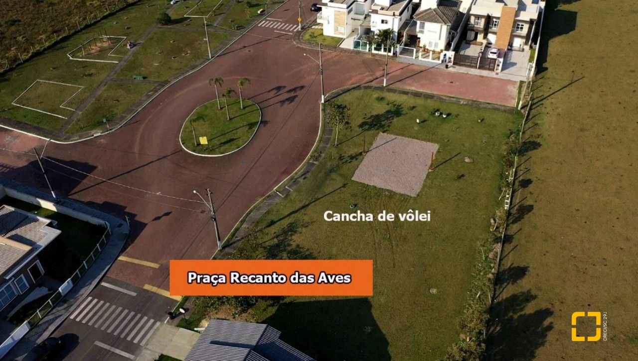 Casa com 97m², 3 quartos (sendo 1 suíte), 1 garagem, no bairro Rio Vermelho em Florianopolis