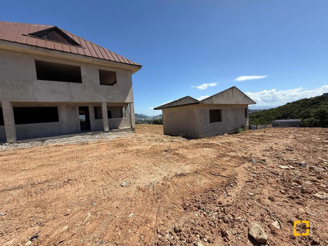 Terreno com 3662m², no bairro João Paulo em Florianópolis