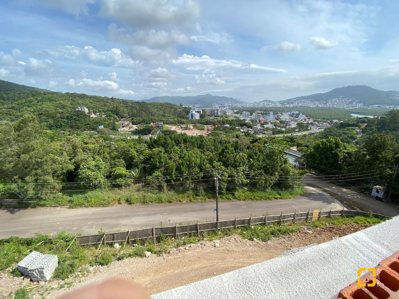 Terreno com 3662m², no bairro João Paulo em Florianópolis