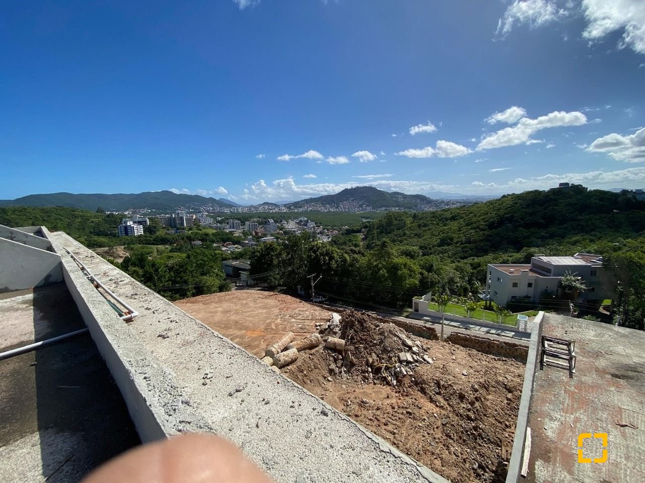 Terreno com 3662m², no bairro João Paulo em Florianópolis