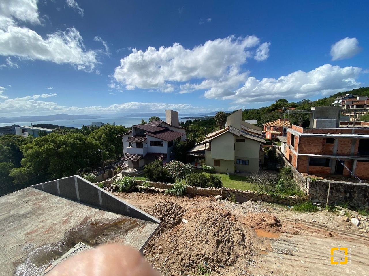 Terreno com 3662m², no bairro João Paulo em Florianópolis
