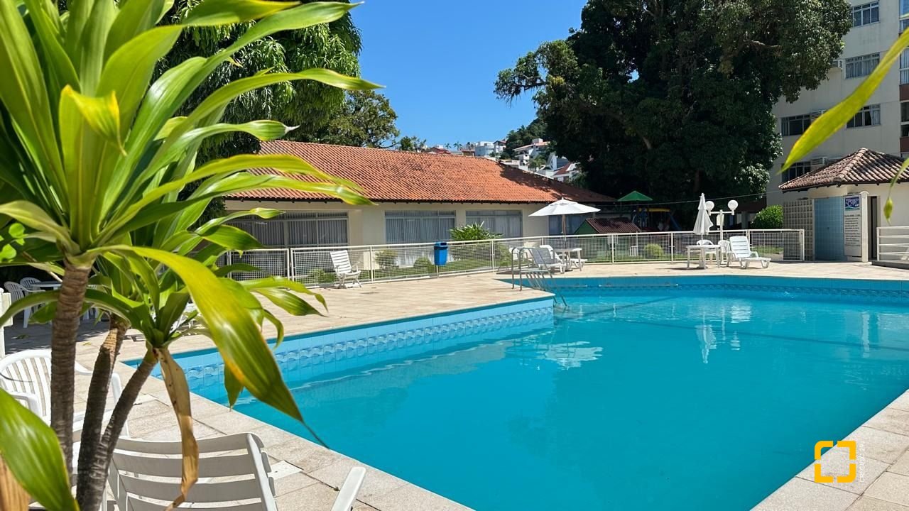 Apartamento com 74m², 3 quartos (sendo 1 suíte), 1 garagem, no bairro Coqueiros em Florianópolis