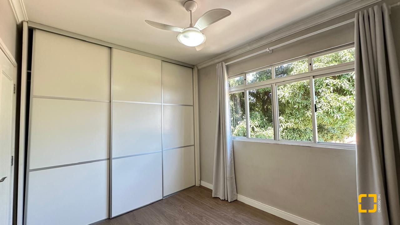 Apartamento com 74m², 3 quartos (sendo 1 suíte), 1 garagem, no bairro Coqueiros em Florianópolis