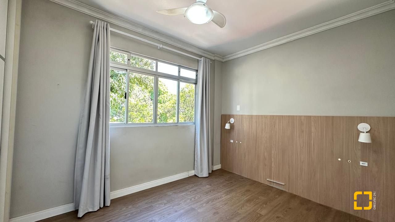 Apartamento com 74m², 3 quartos (sendo 1 suíte), 1 garagem, no bairro Coqueiros em Florianópolis