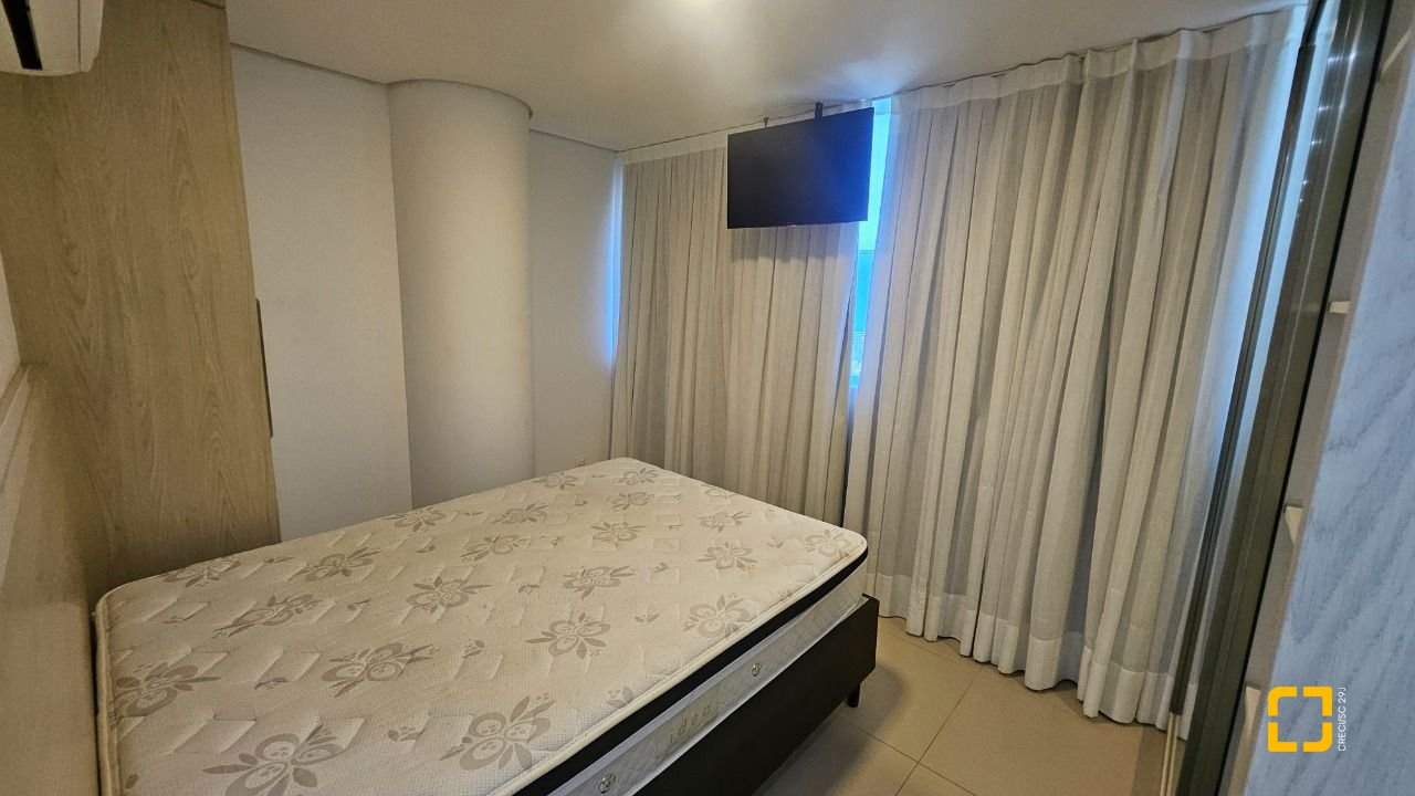 Studio com 36m², 1 quarto, 1 garagem, no bairro Beiramar em Florianópolis